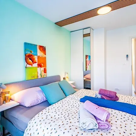 New Mica Near Beach, Apartament Fažana