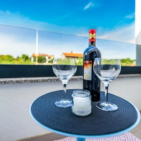Apartament New Mica Near Beach,