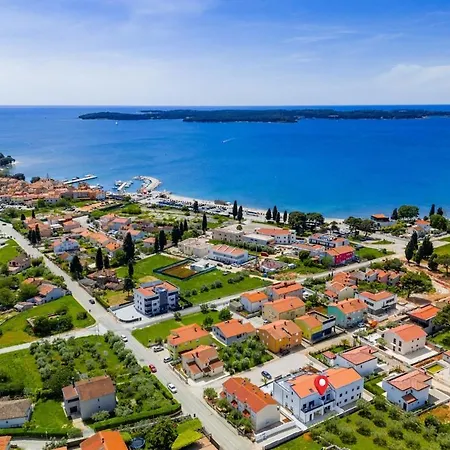 Apartament New Mica Near Beach, Fažana